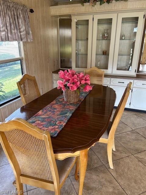 611 Charlemagne BLVD