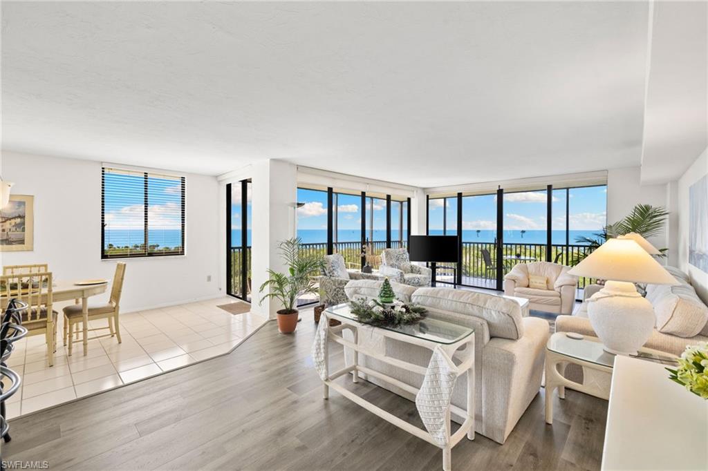 11 Bluebill AVE # 702