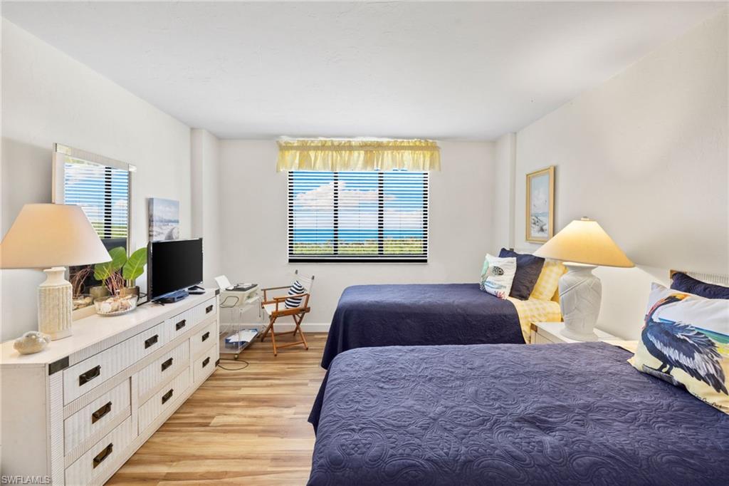 11 Bluebill AVE # 702