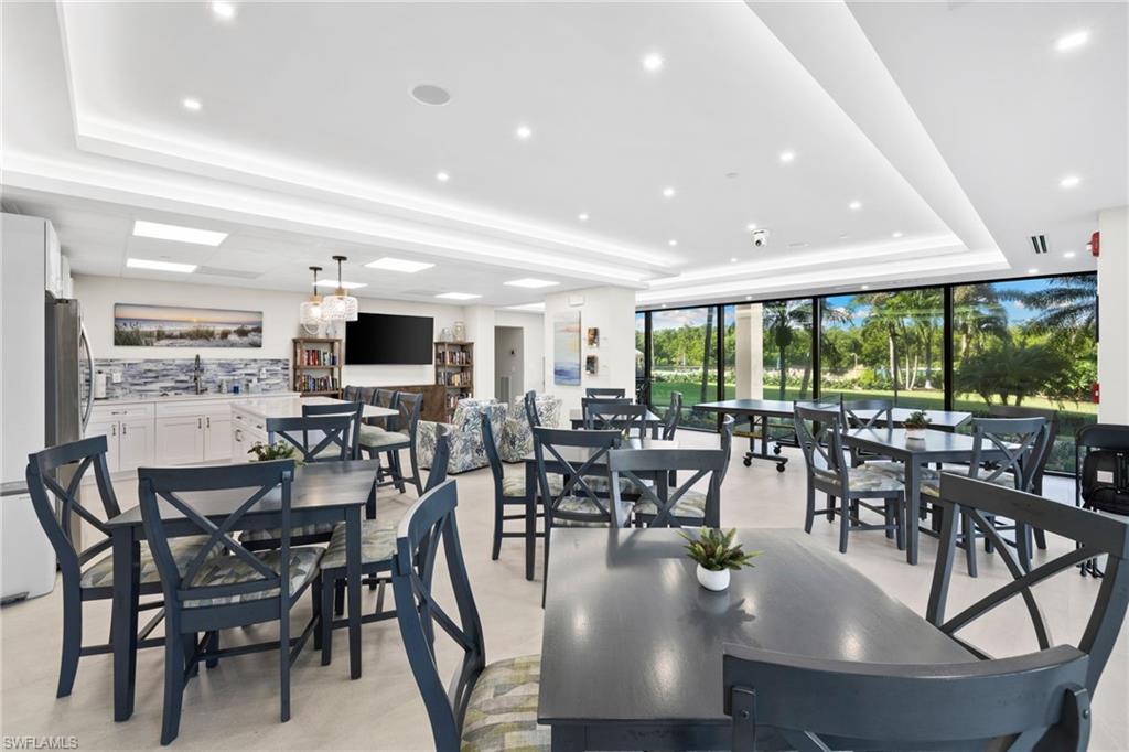 11 Bluebill AVE # 702