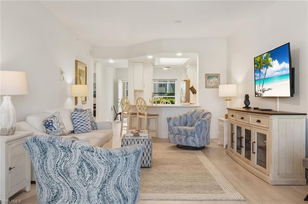 9851 Costa Mesa LN # 305