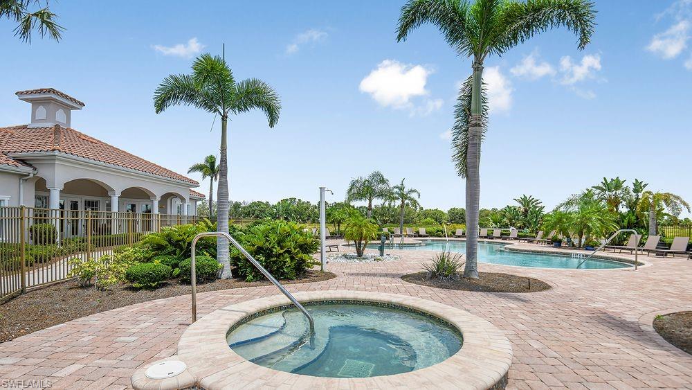 23955 Collina WAY # 104