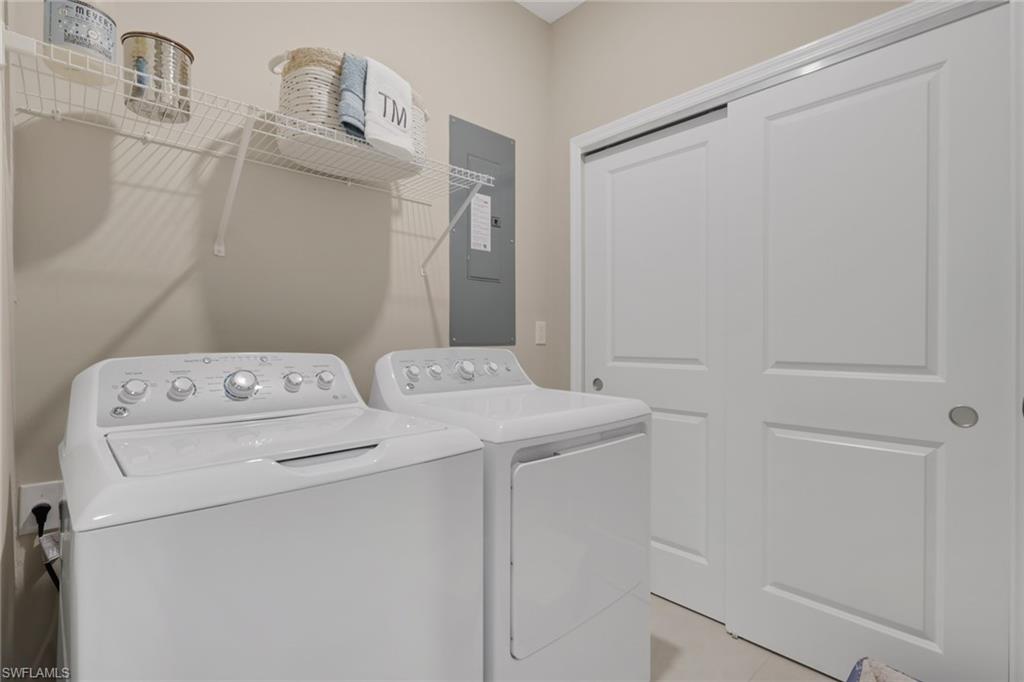 23955 Collina WAY # 104