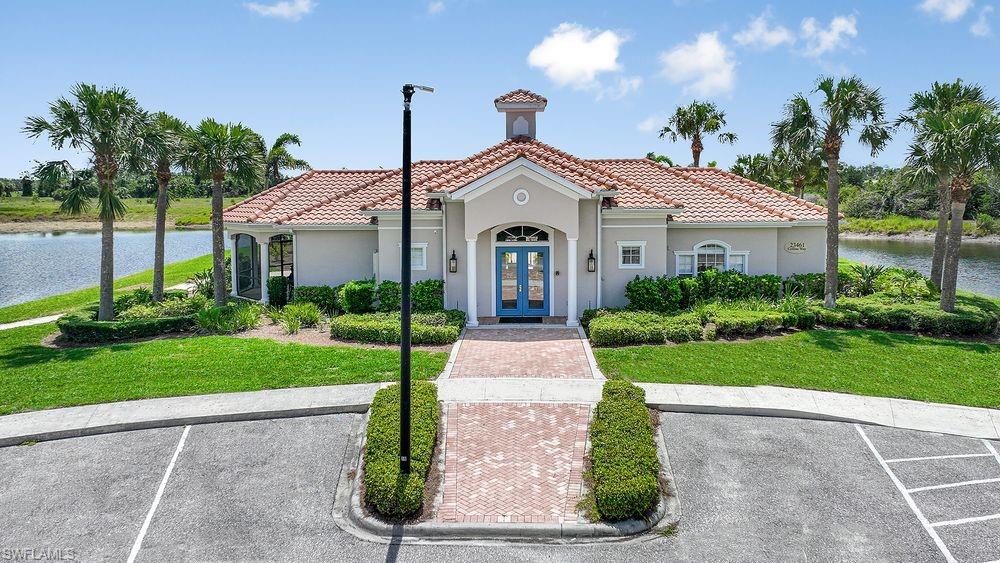 23955 Collina WAY # 104