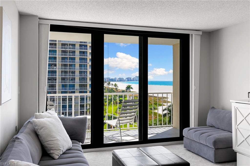 320 Seaview CT # 709 Unit: 2-709