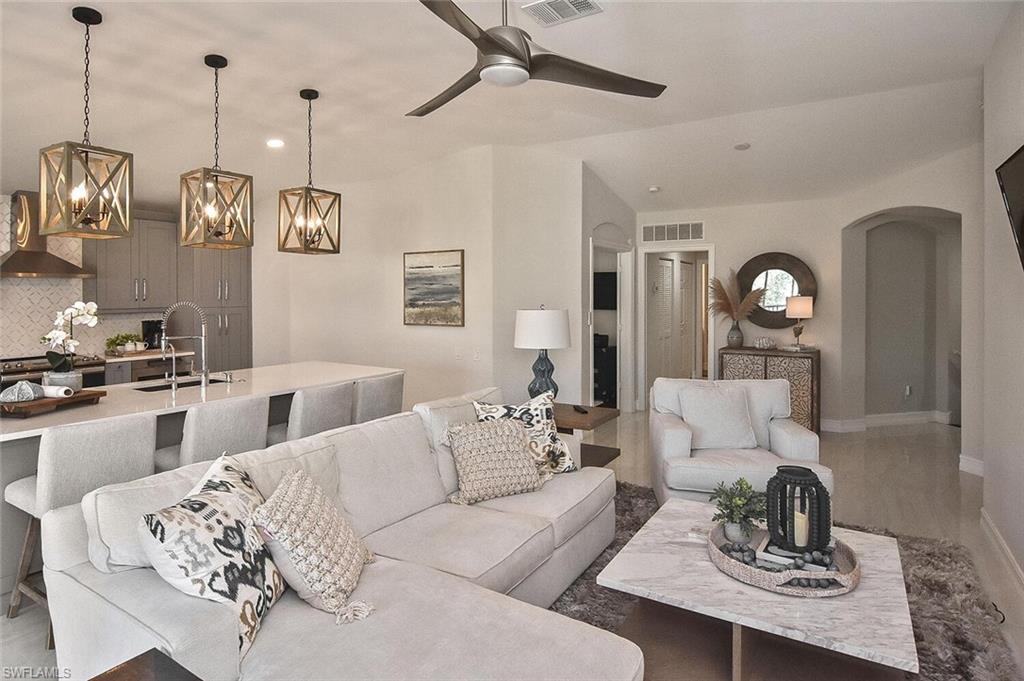 816 Carrick Bend CIR # 2804