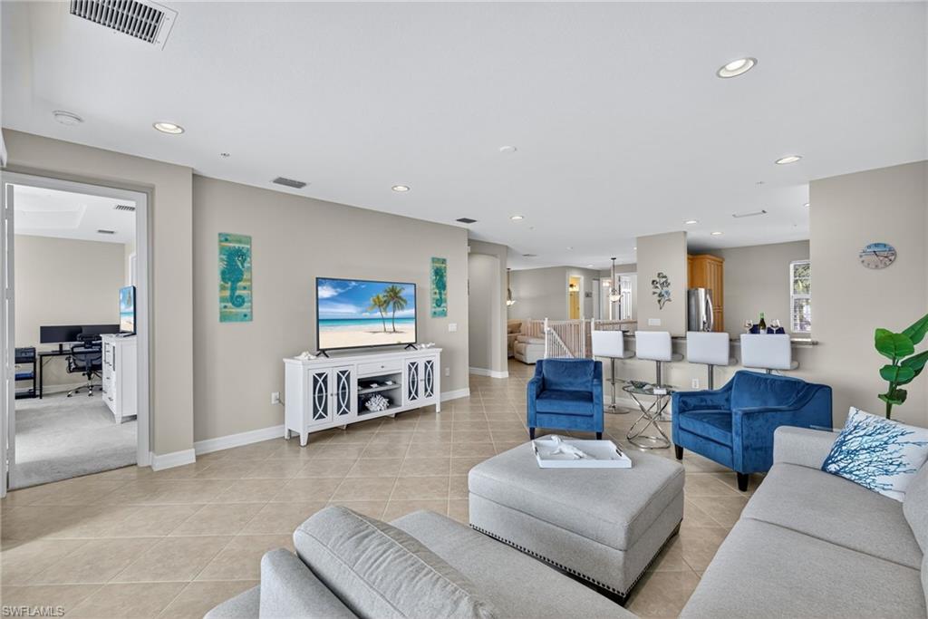 6540 Monterey PT # 203