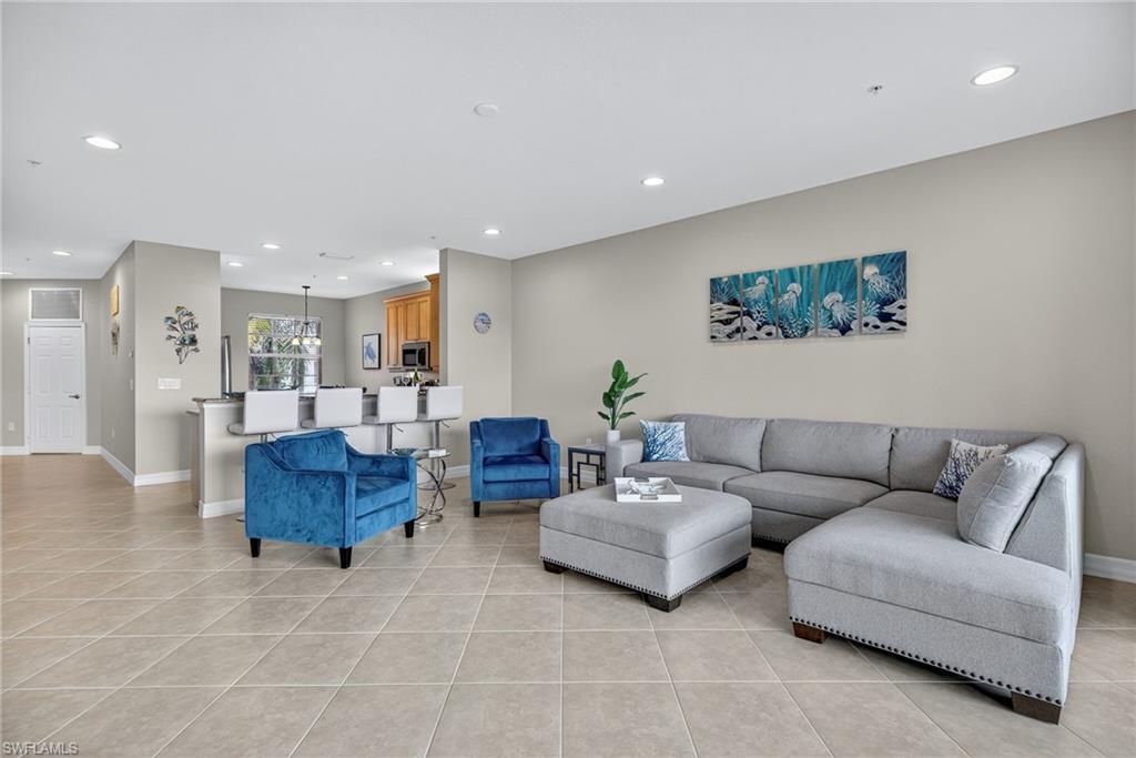 6540 Monterey PT # 203