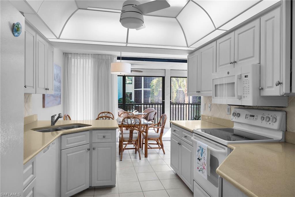 929 Collier CT # B201