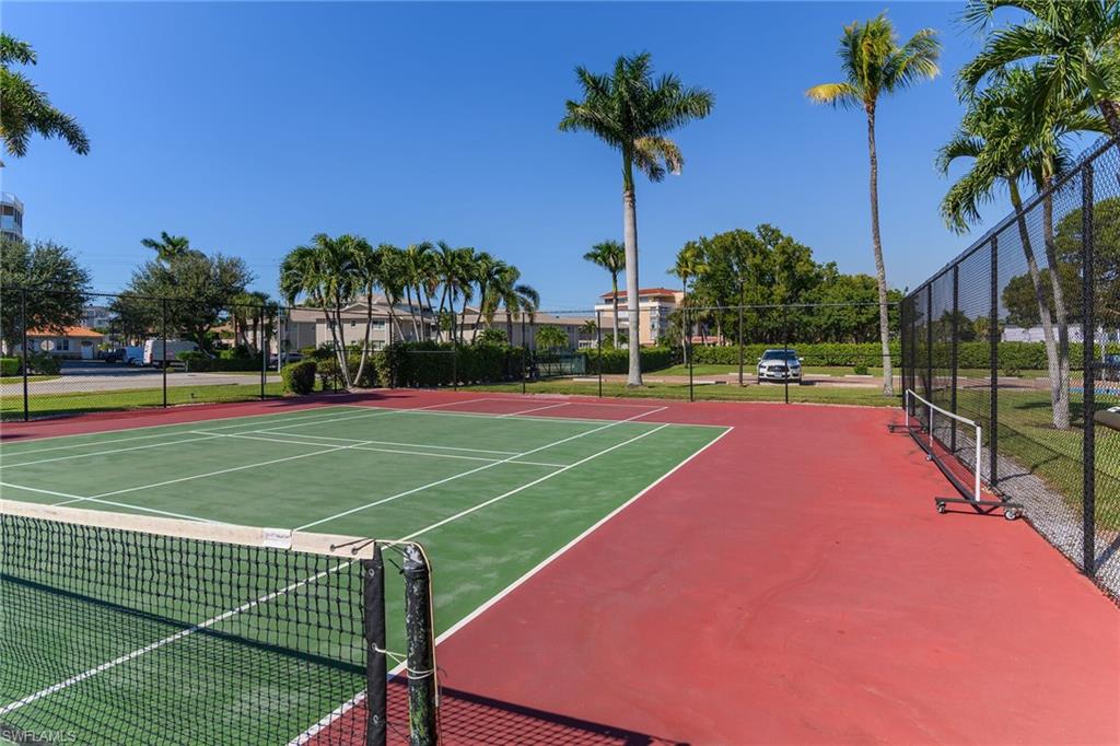 929 Collier CT # B201