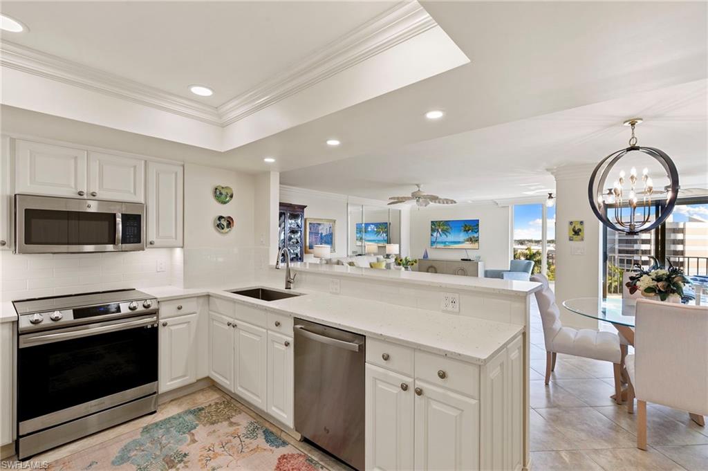 3115 Gulf Shore BLVD N # 501S