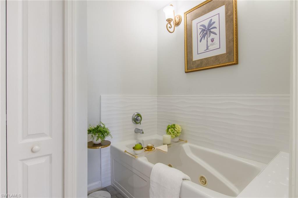 3315 Grand Cypress DR # 101