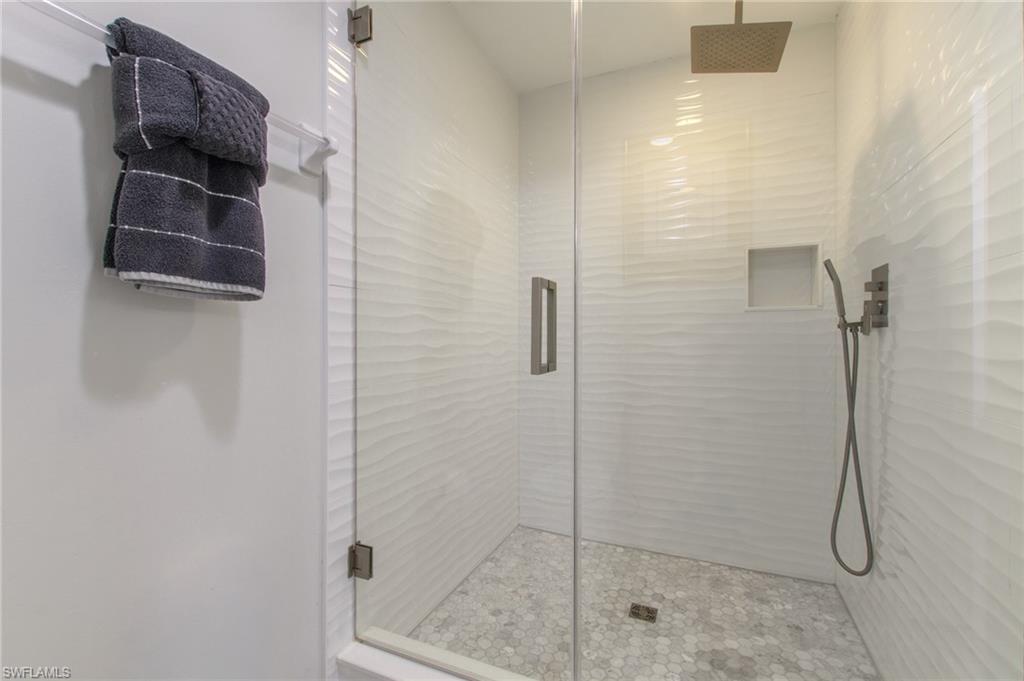 3315 Grand Cypress DR # 101