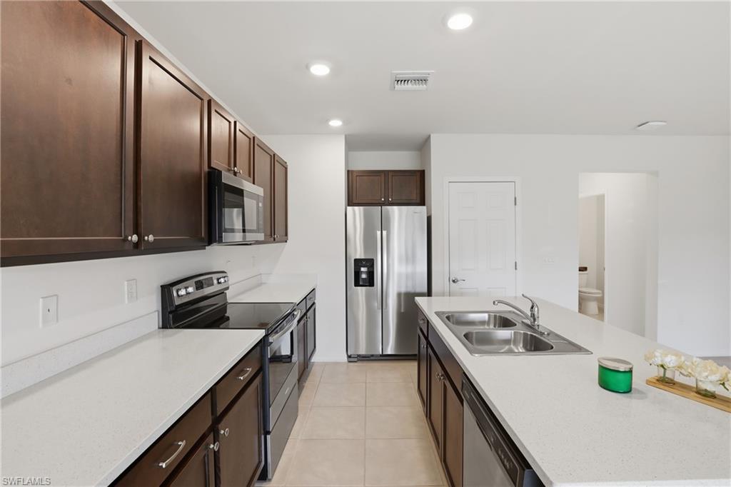 15368 Wildflower CIR