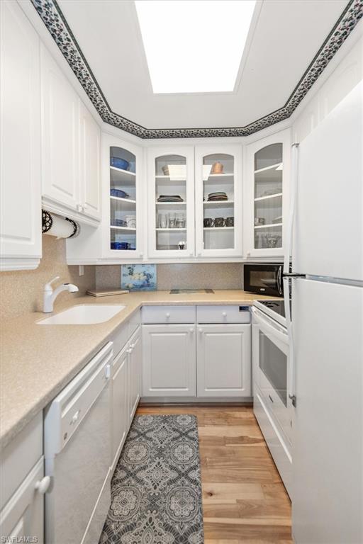 1065 Gulf Shore BLVD N # 205