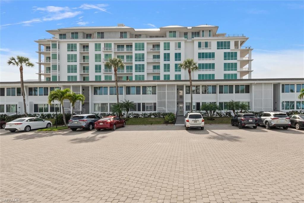 1065 Gulf Shore BLVD N # 205