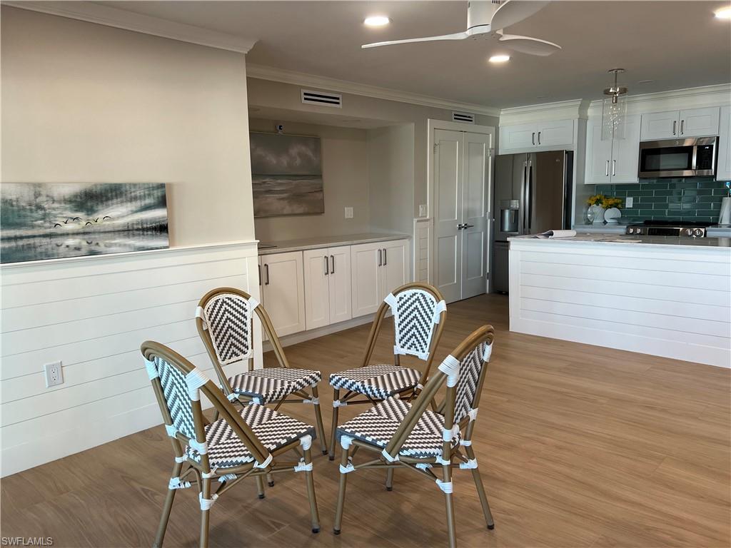 3200 Gulf Shore BLVD N # 407