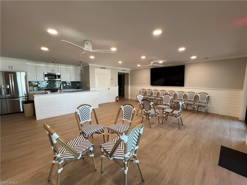 3200 Gulf Shore BLVD N # 407