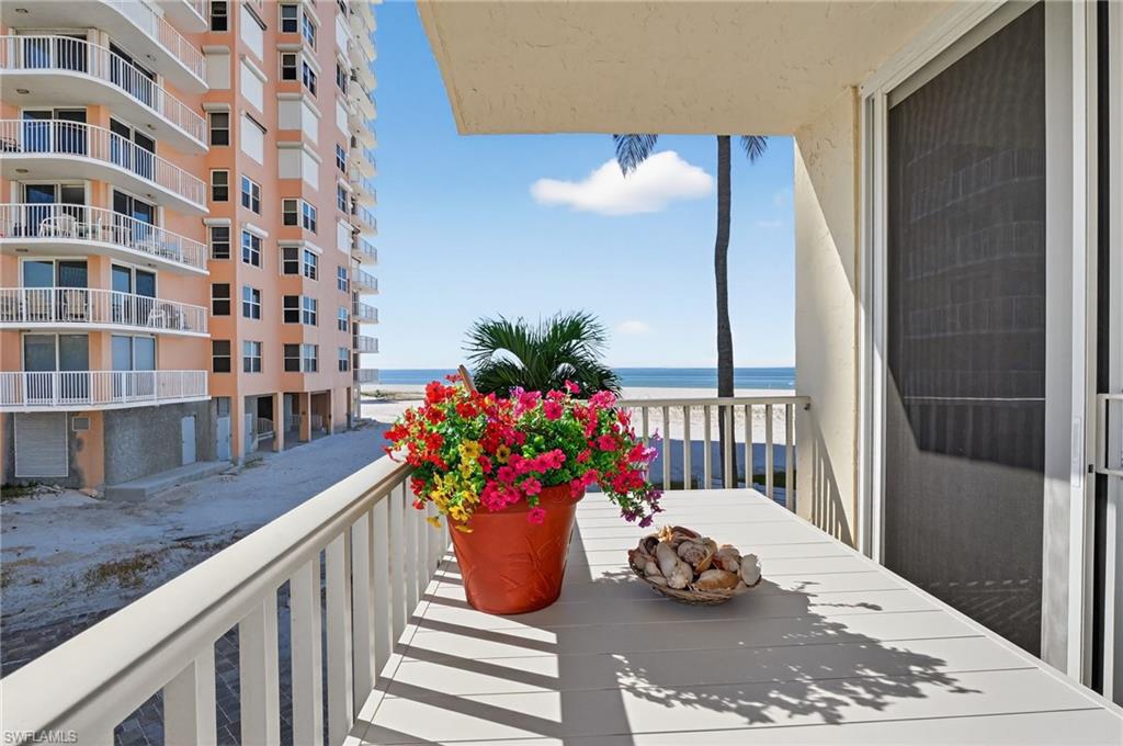 7360 Estero BLVD # 103