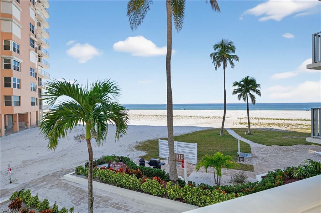 7360 Estero BLVD # 103