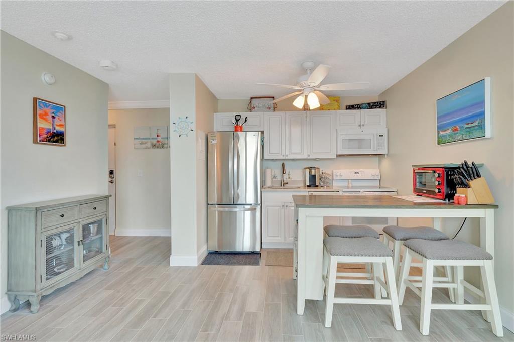 7360 Estero BLVD # 802