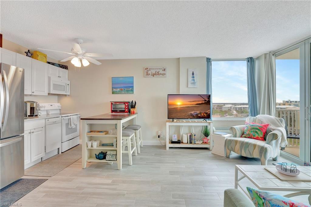 7360 Estero BLVD # 802