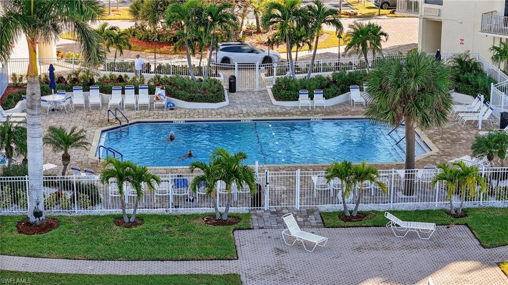 7360 Estero BLVD # 802