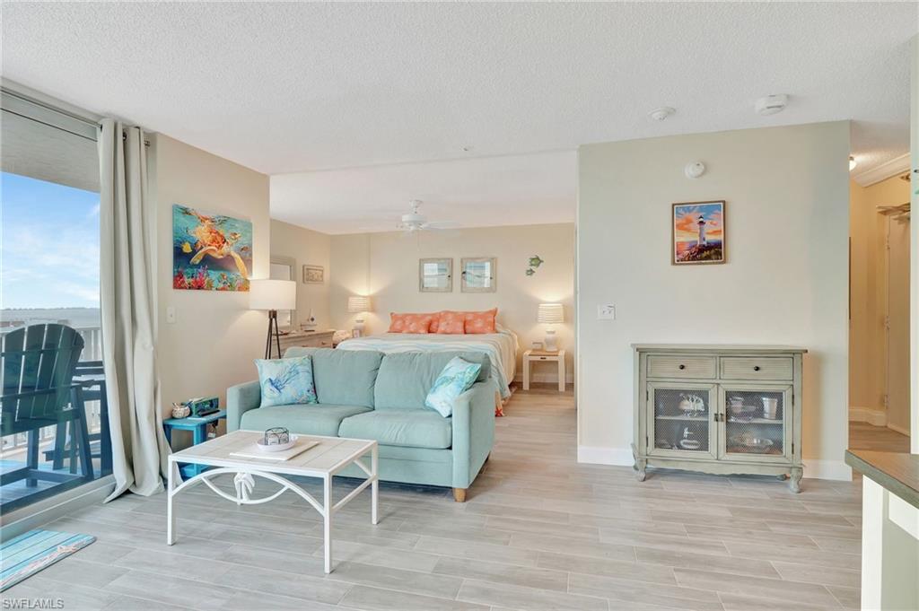 7360 Estero BLVD # 802