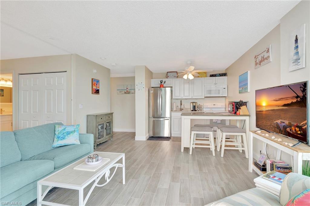 7360 Estero BLVD # 802