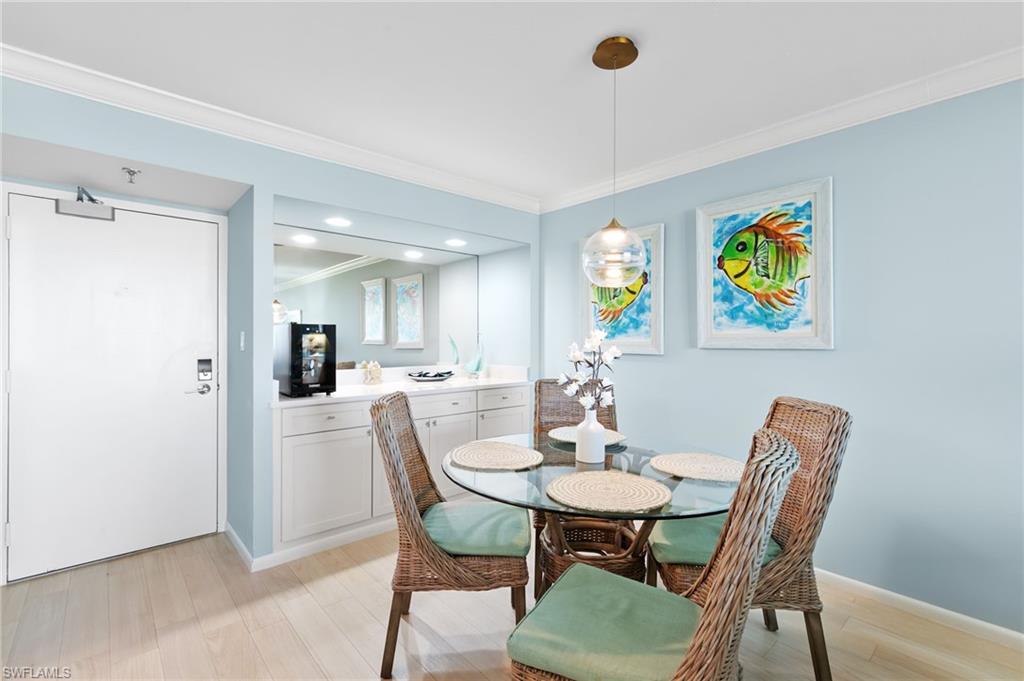 440 Seaview CT # 1610