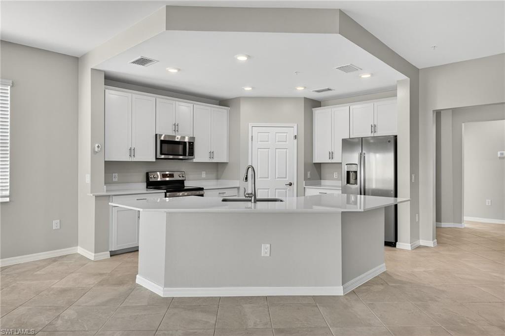 12041 Santaluz DR # 102