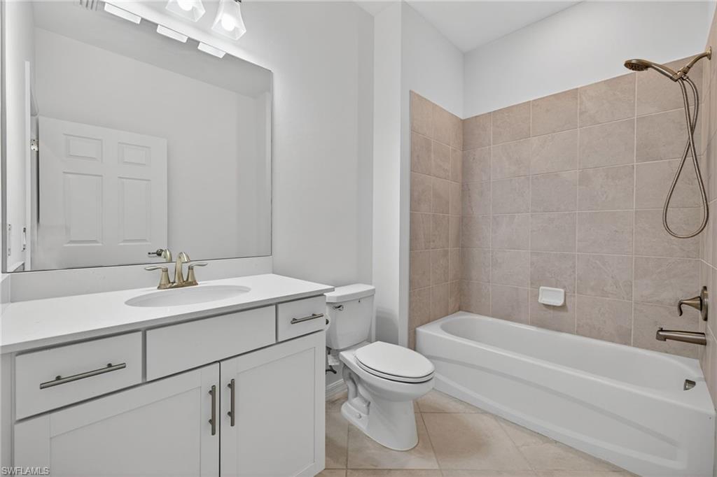 12041 Santaluz DR # 202