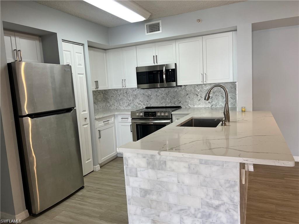 1210 Wildwood Lakes BLVD # 206