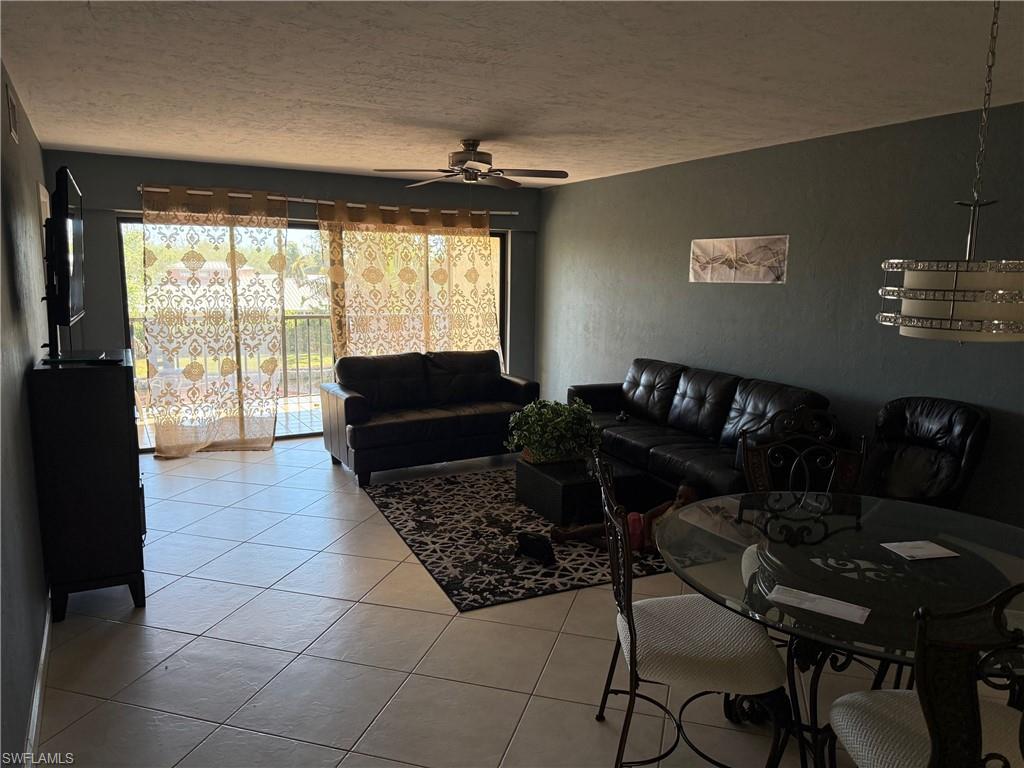 700 Valley Stream DR # 303