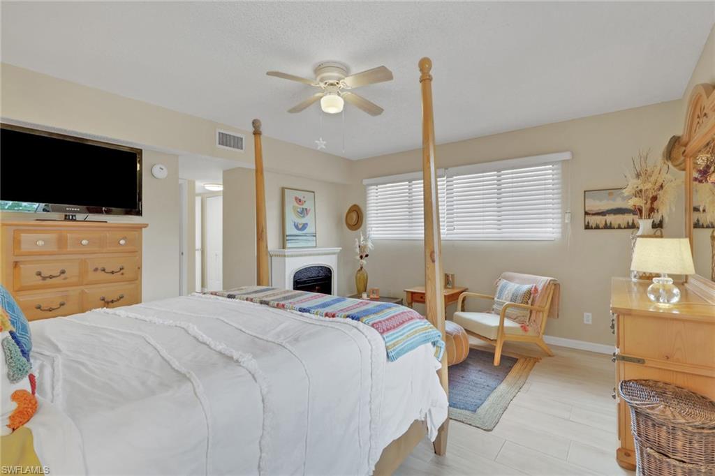 120 Cypress WAY E # B5