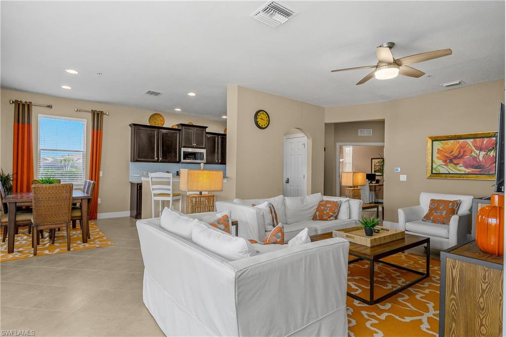 9064 Siesta Bay DR # 102 Unit: 5-102
