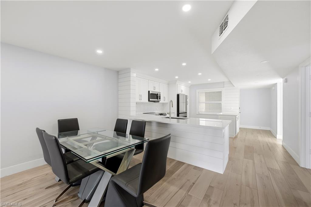 1330 Derbyshire CT # E101