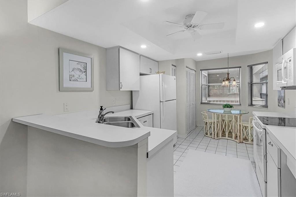 660 Wiggins Bay DR # B21