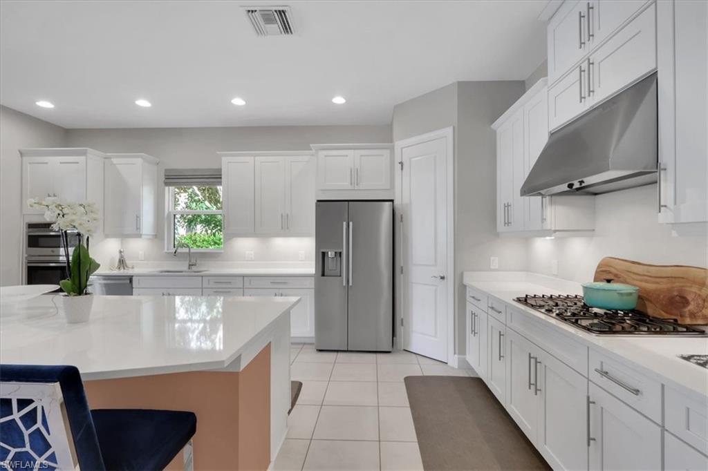 3221 Quilcene LN