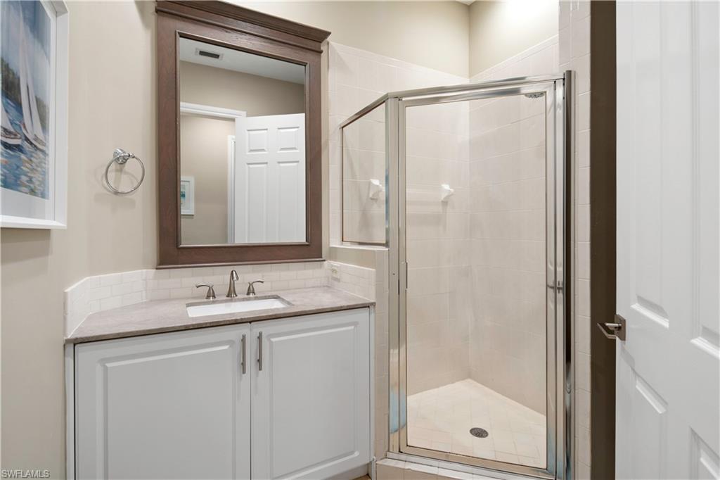 5025 Blauvelt WAY # 101