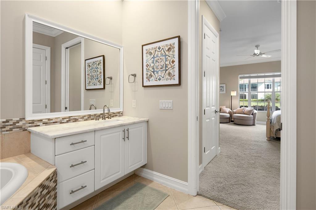 5025 Blauvelt WAY # 101