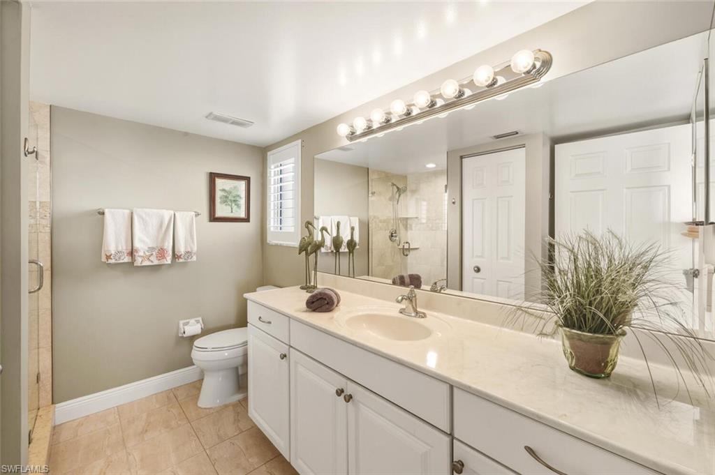 7772 Emerald CIR # 101