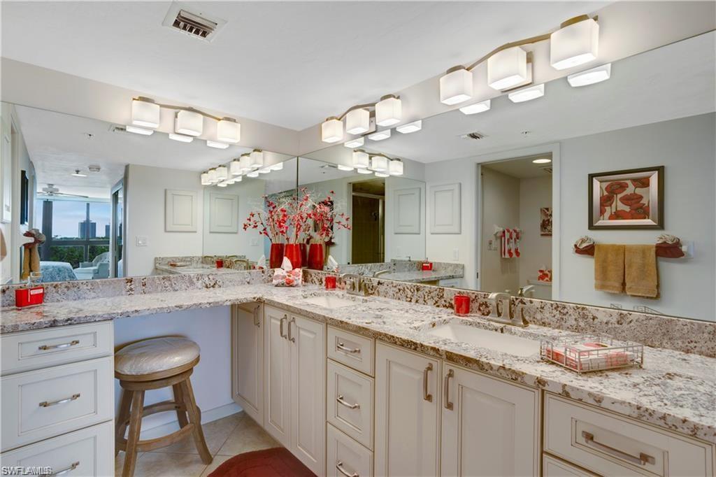 26235 Hickory BLVD # 4A