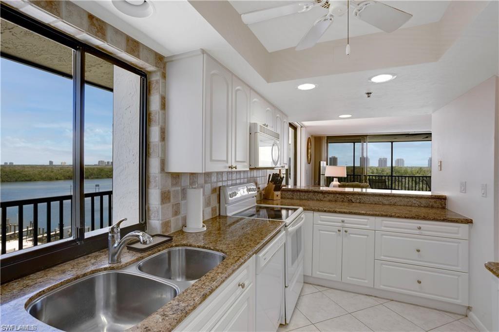 26235 Hickory BLVD # 4A