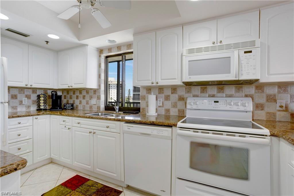 26235 Hickory BLVD # 4A