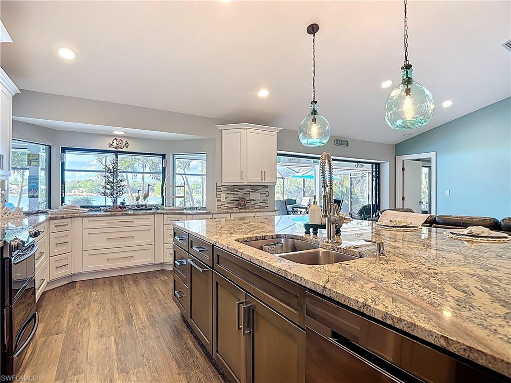 18013 Royal Tree PKWY