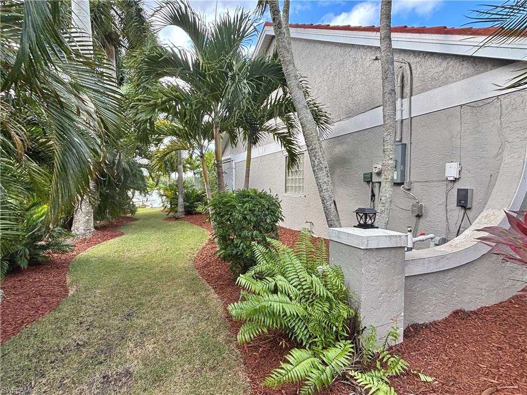 18013 Royal Tree PKWY