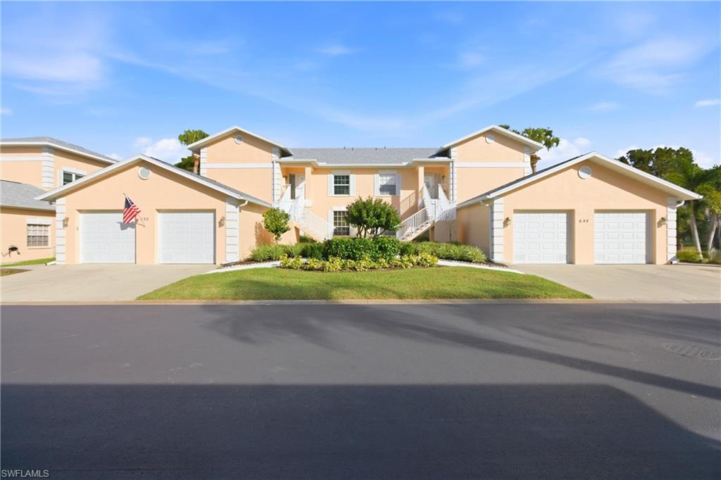 688 Wiggins Lake DR # 201