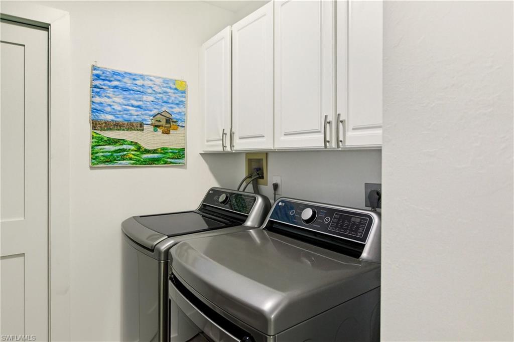 688 Wiggins Lake DR # 201