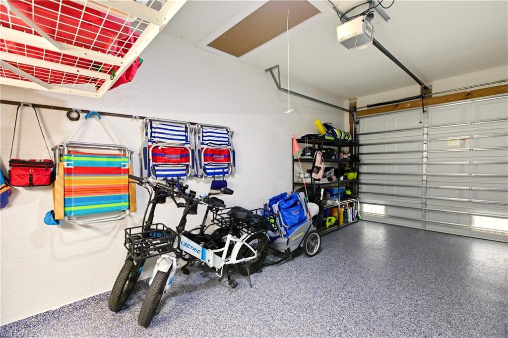 688 Wiggins Lake DR # 201